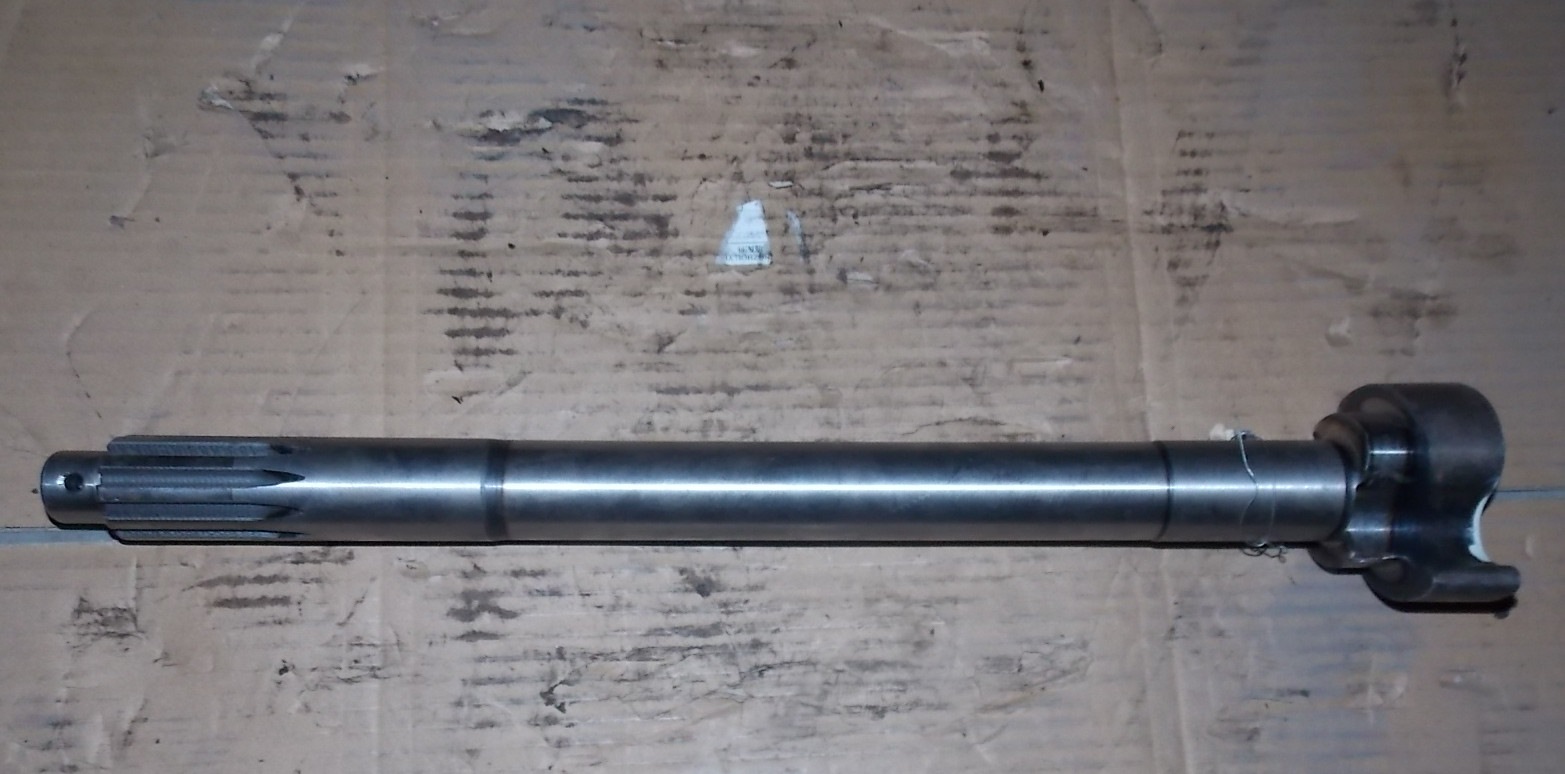 Rear left cam shaft