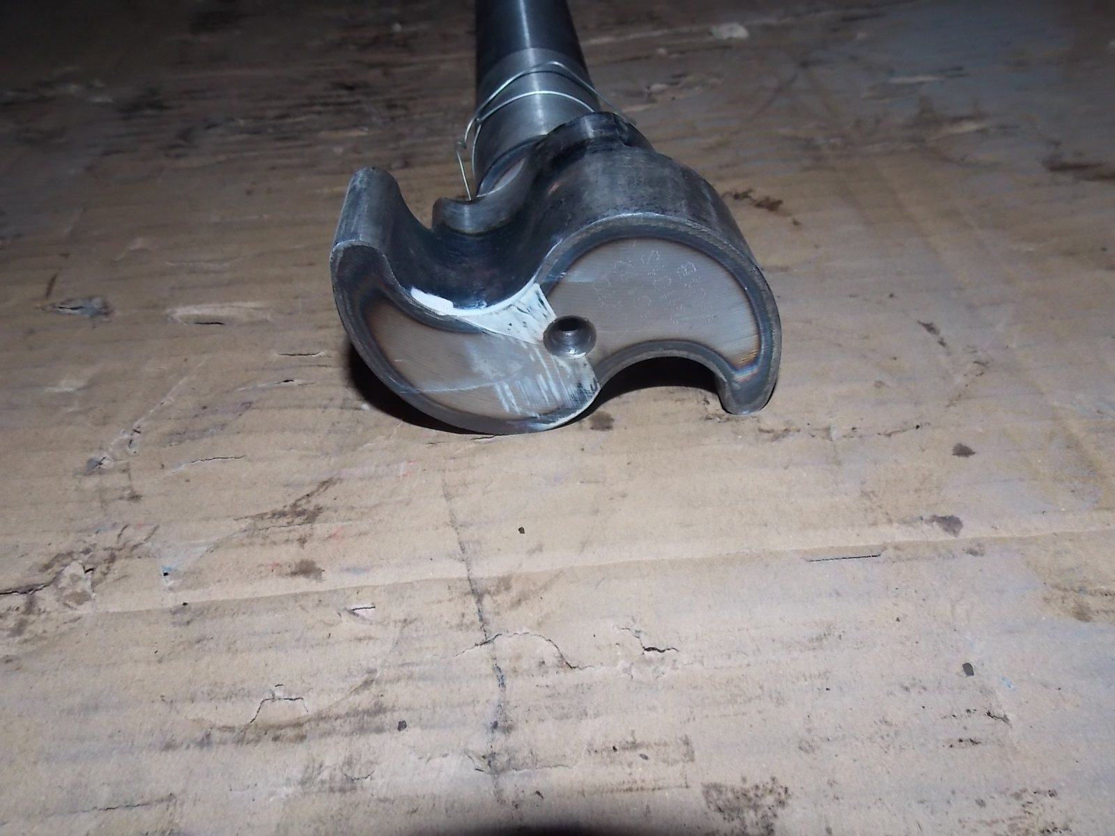 Rear left cam shaft-2
