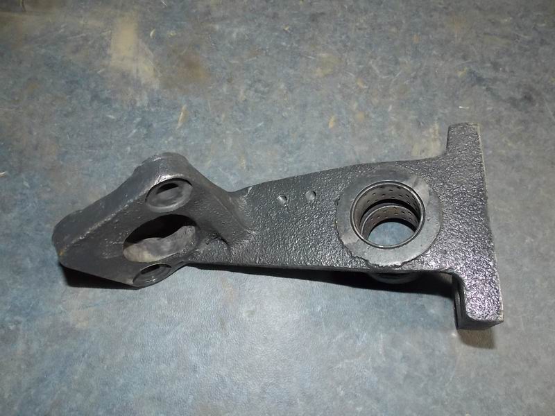 Rear left air chamber bracket