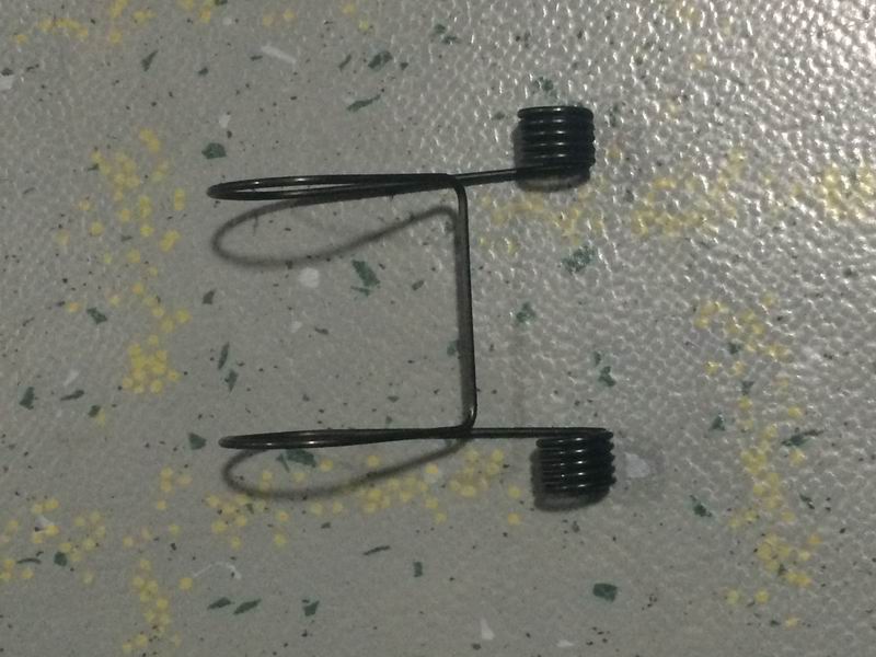 Ролик, удерживающий пружину