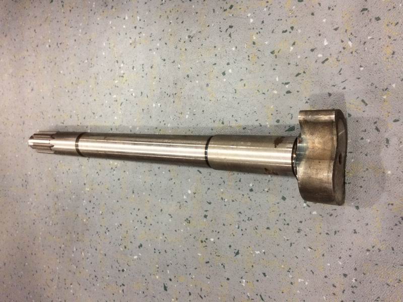 Rear right cam shaft