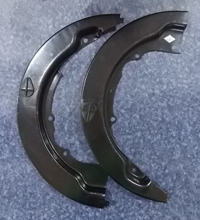 Brake dust cover; contains two upper and lower pieces