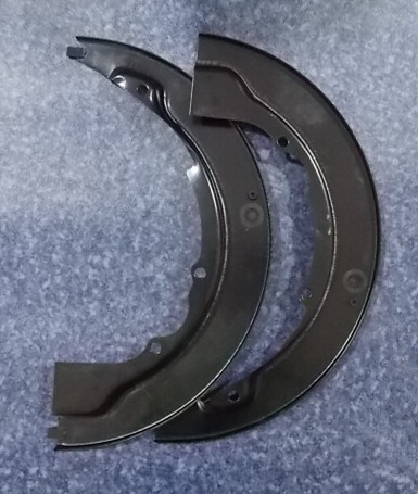Brake dust cover; contains two upper and lower pieces-1