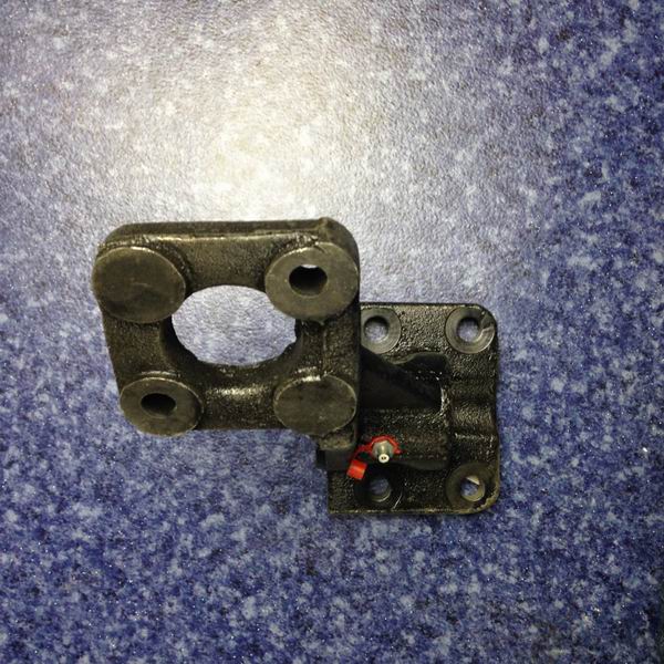 Back right air chamber bracket-1