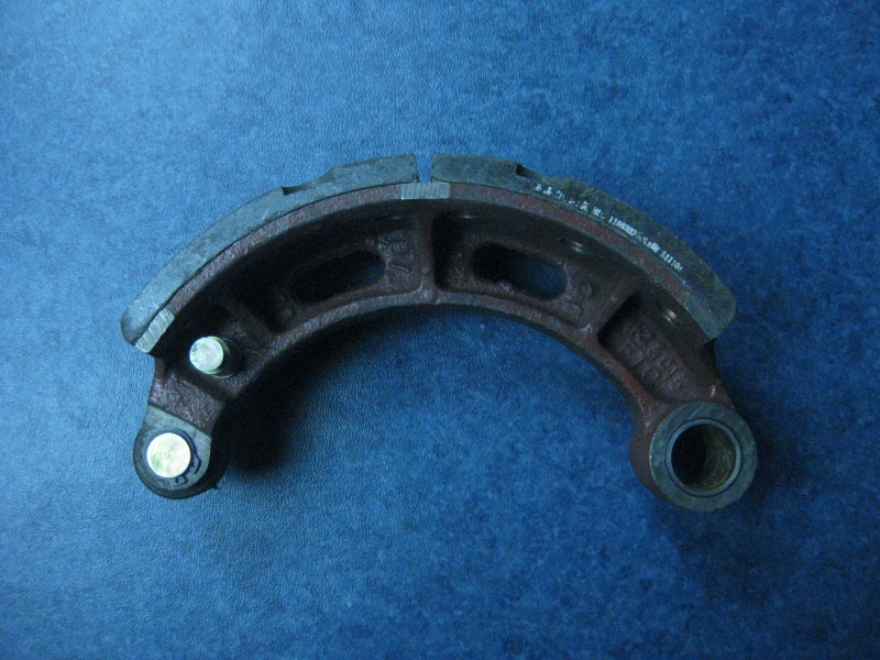 Rear brake shoe