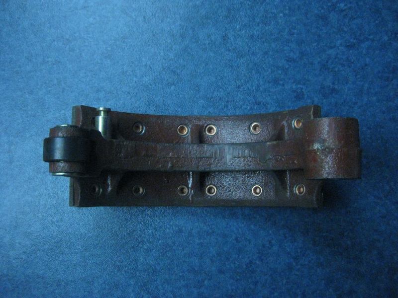 Rear brake shoe-2