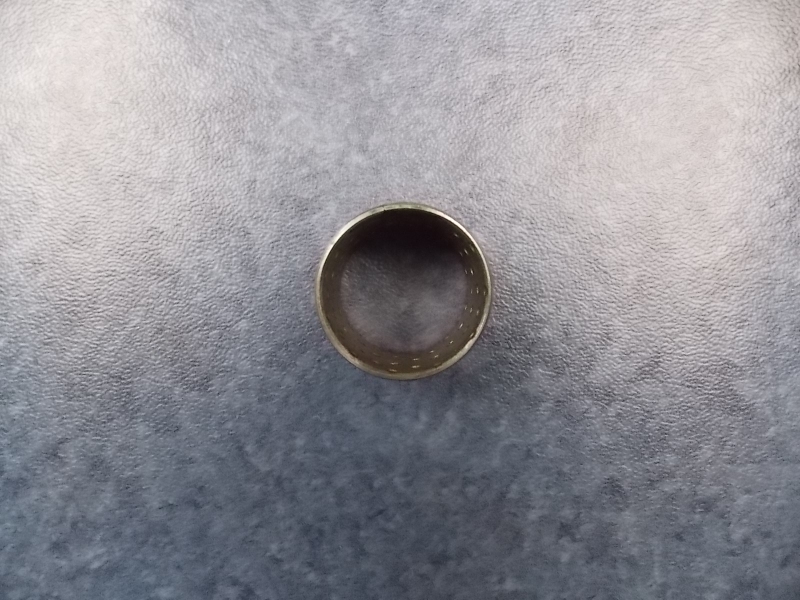 Втулка тормозного основания; удалил так же, как и 3502-01613-1