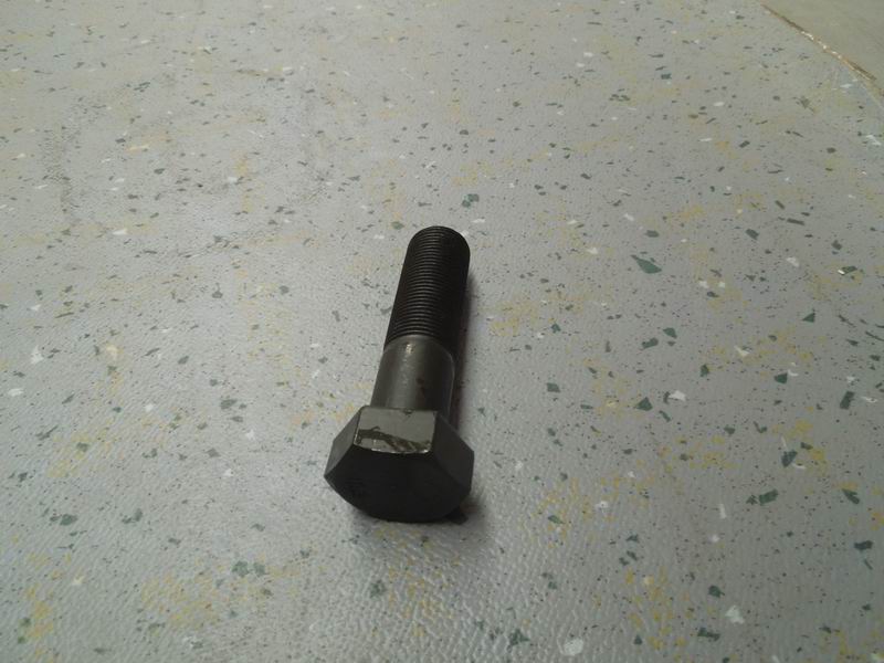 Bolt-connect the torque disc and brake; M20*1.5*75; 10.9