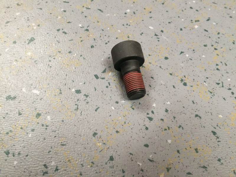 Tighten brake bolts (M16*1.5*30 10.9 hexagonal)-1