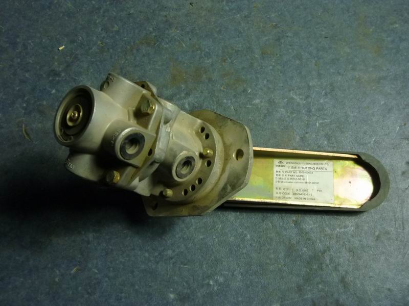D Brake master pump 45101-90161-3