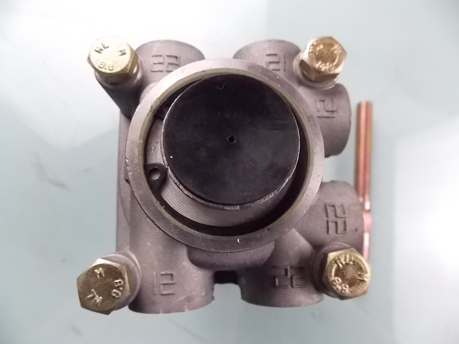 Brake master pump (powered)-3