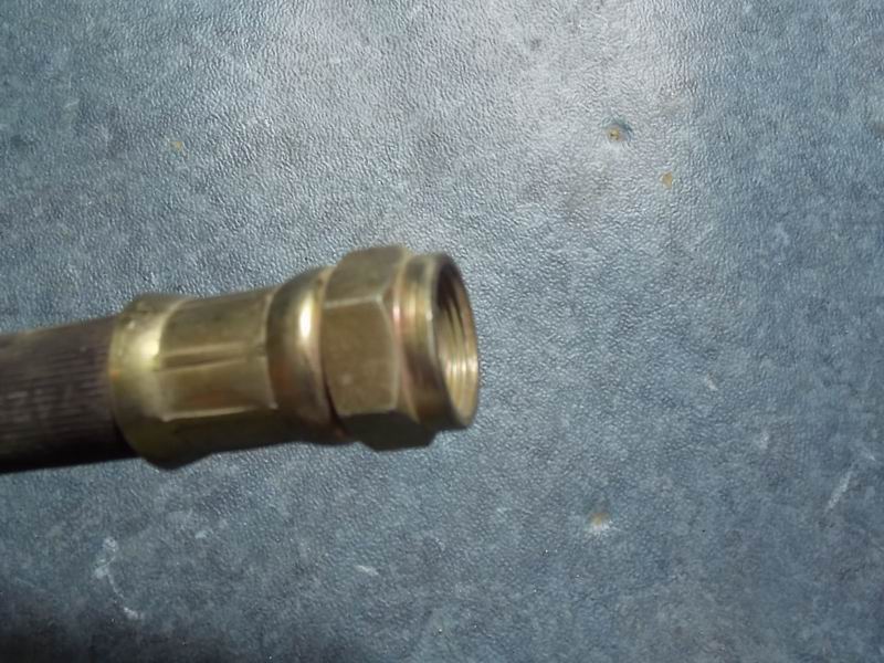 D Brake hose assembly (M22×1.5,L=700,W)