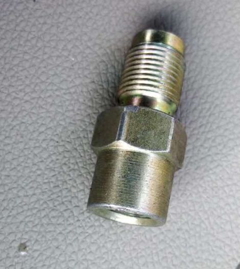 Hydraulic brake joint, two-way, with mounting hole