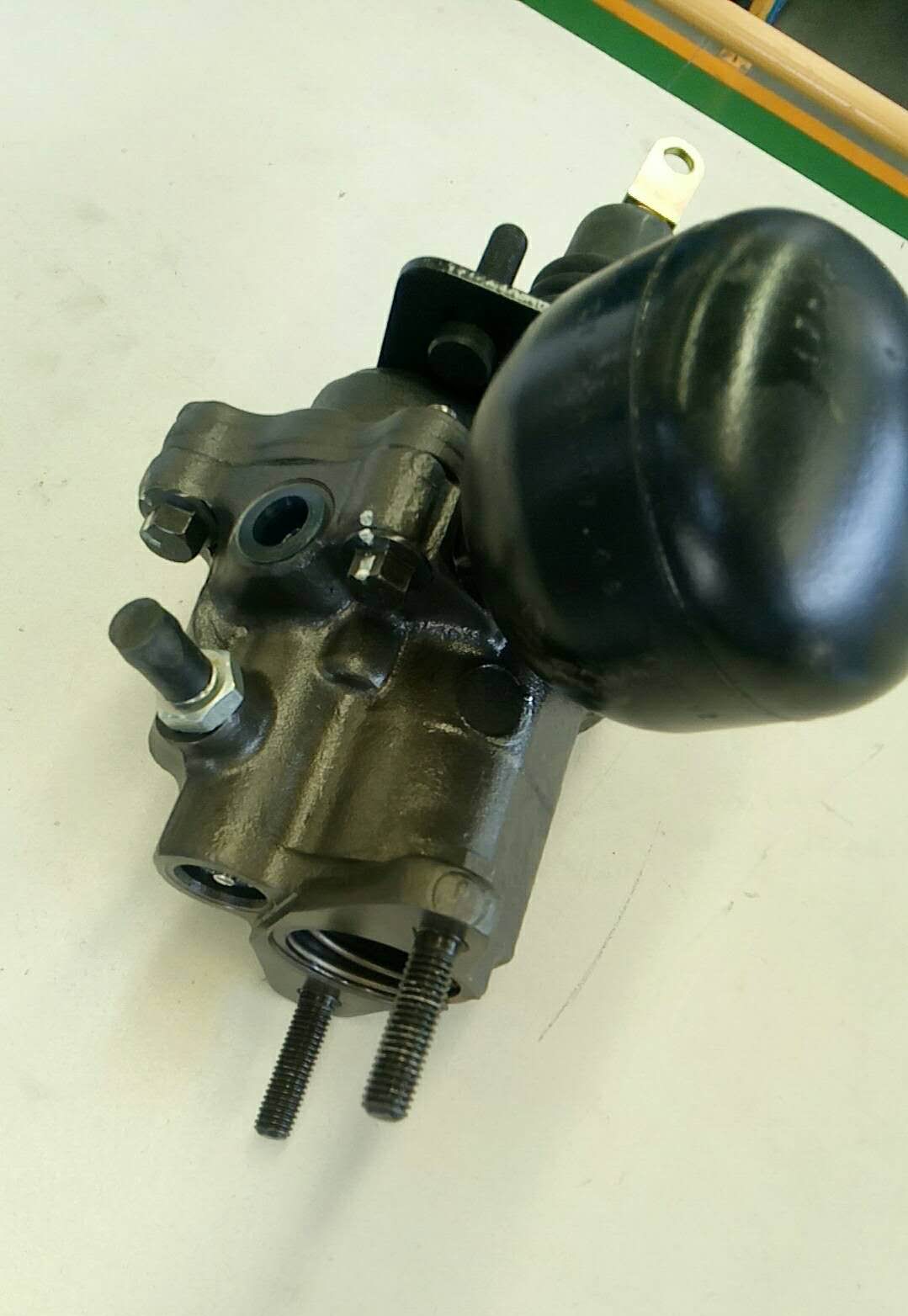 Hydraulic booster-2