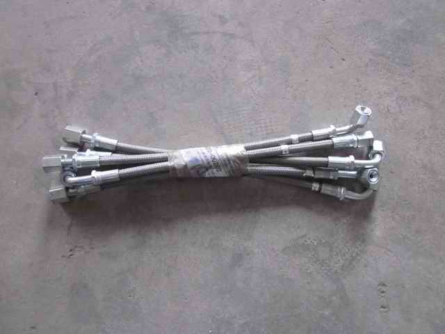 Air compressor oil inlet pipe