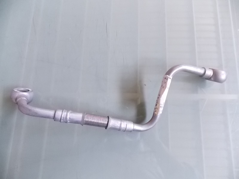Air compressor water inlet pipe; (can be used for generations of 3509-00323)