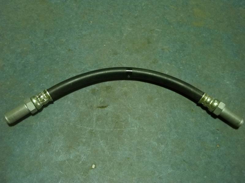 Air compressor air outlet hose (to the gas storage tank)