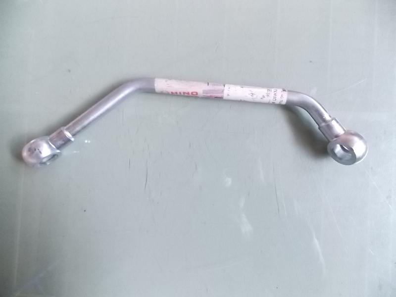 Air compressor water inlet pipe