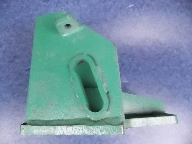 Кронштейн воздушного компрессора-3