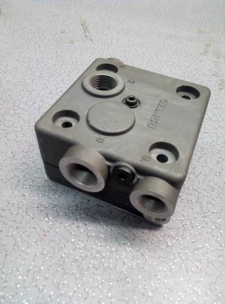 Air compressor cylinder head assembly-1