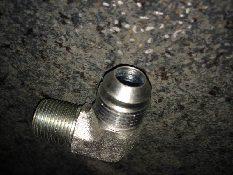 Air compressor water inlet pipe joint; right angle-2