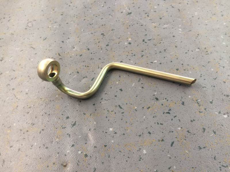 Air compressor oil inlet pipe