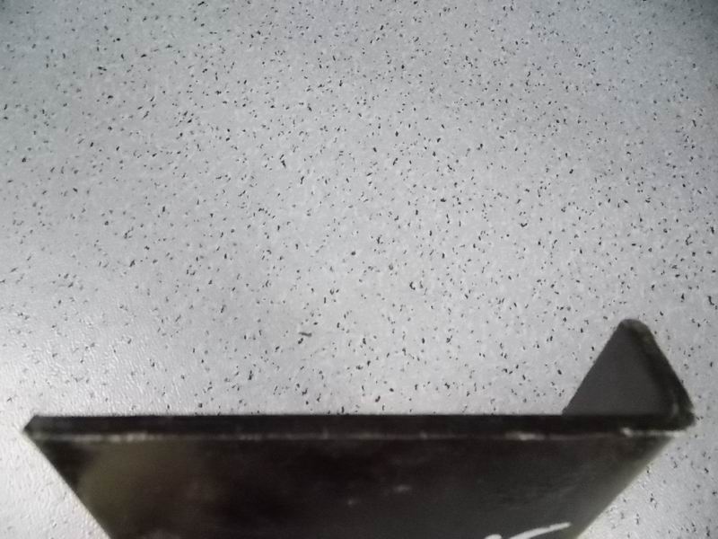 Air storage cylinder bracket, 1 piece, bending L-shaped, L=180-2