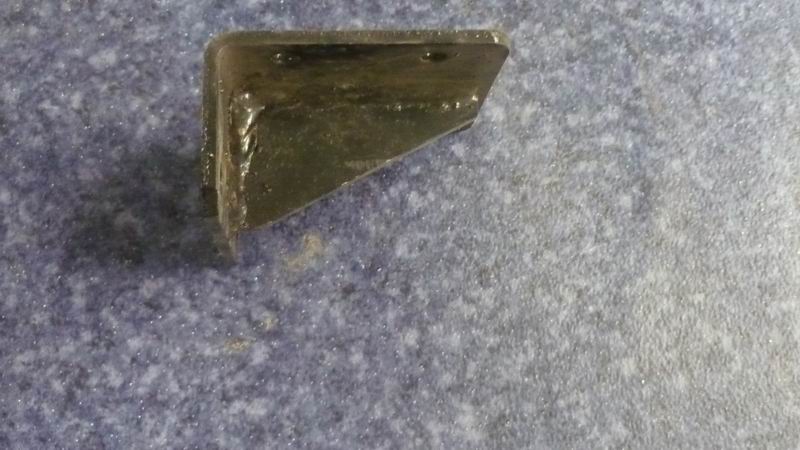Condenser bracket-1