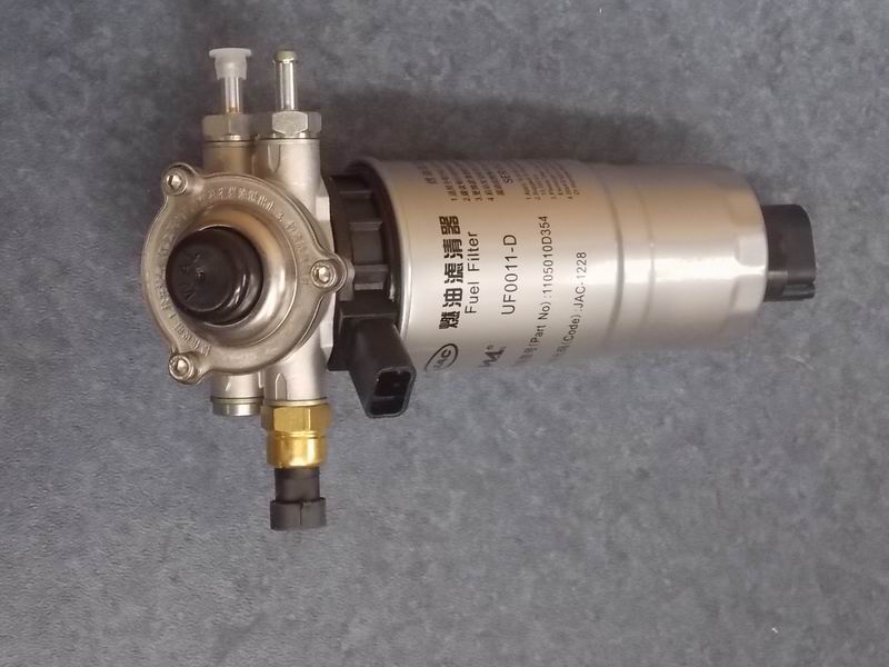 Oil and water separator