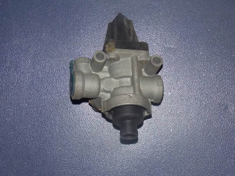 D Pressure Regulator Valve (CAFF)-2