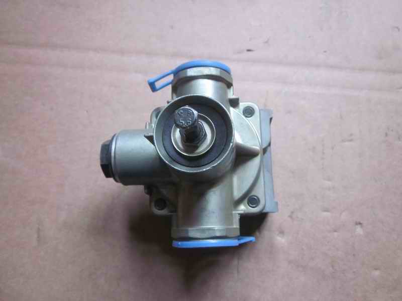 D Pressure regulating valve (WABCO, special for Fengshi, purchasing agent)-2