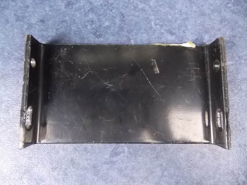 Кронштейн воздухоаккумулятора, 1, П-образный, L= 180-1