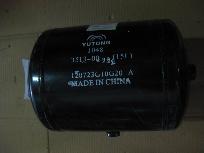 Air storage cylinder (15L, φ246, with bracket, Q195)-1