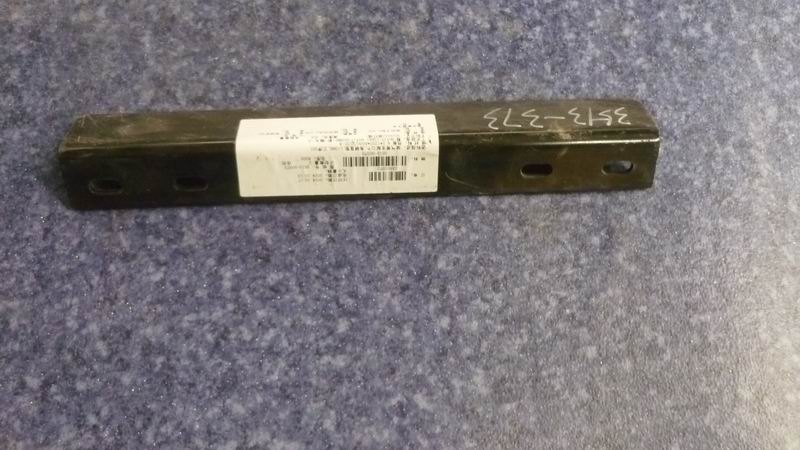 Air storage cylinder bracket (2 pieces, straight angle steel, L=360, process 20)-1