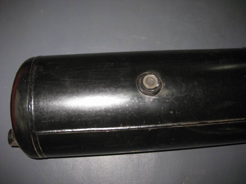Double Fed Gas Cylinder (15+15L, φ196, no bracket, Q195)-1