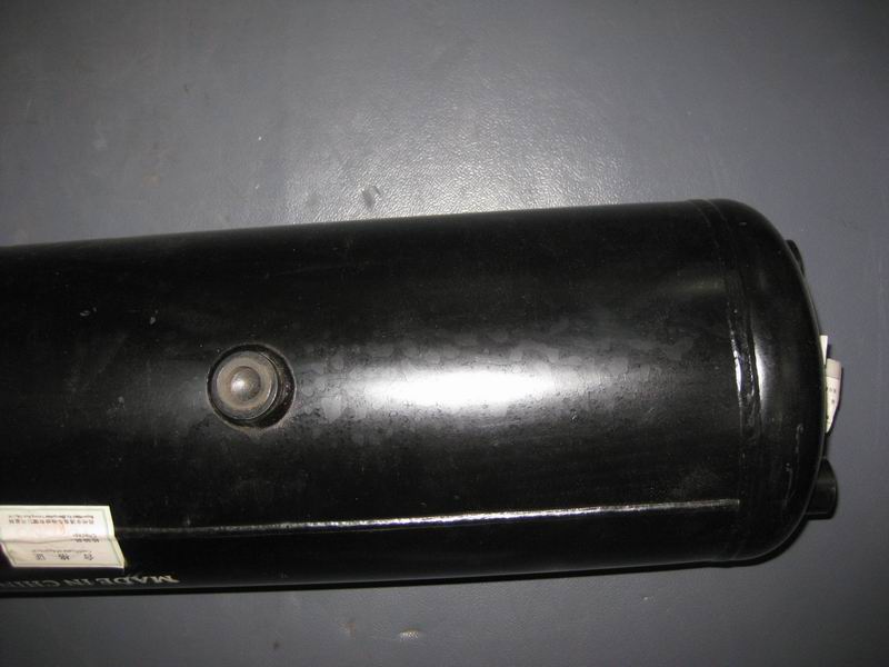 Double Fed Gas Cylinder (15+15L, φ196, no bracket, Q195)-2