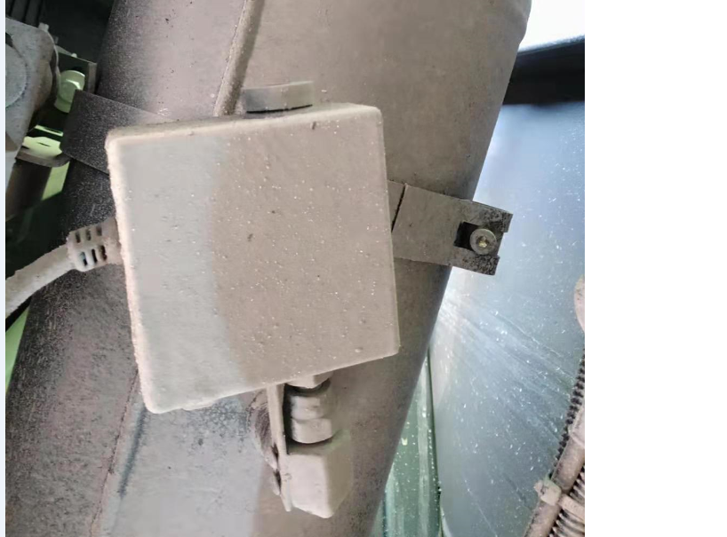 Water discharge valve, automatic