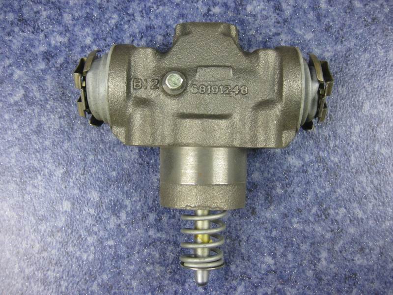 Тормозной клапан в сборе