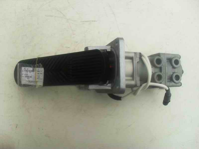 Brake valve (WABCO, large pressure difference, 45° pedal, automatic box)-2