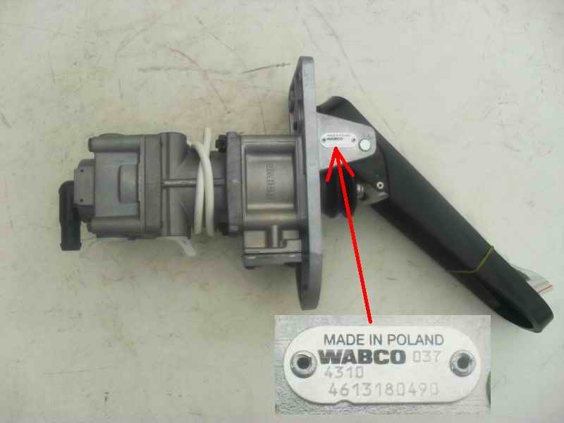 Brake valve (WABCO, large pressure difference, 45° pedal, automatic box)-1