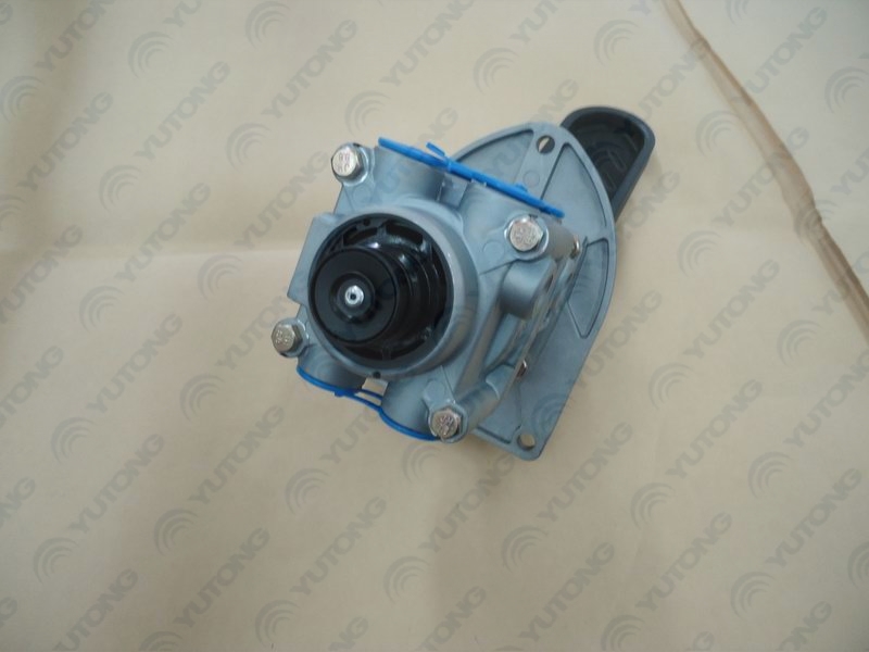 Brake valve, 45° supercharged pedal