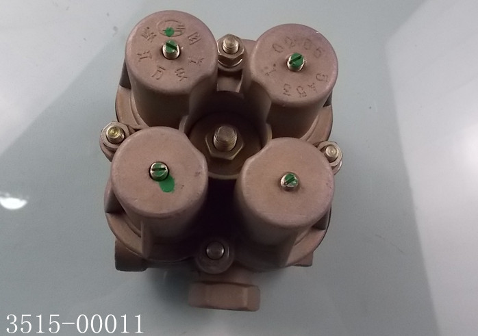 Four-loop protection valve
