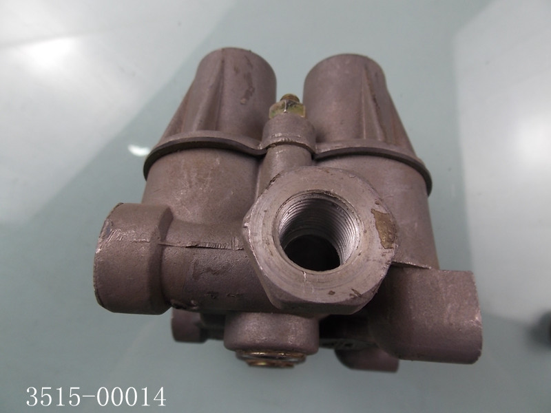 D Four-circuit protection valve 3515CF1-010 6730CR series-2