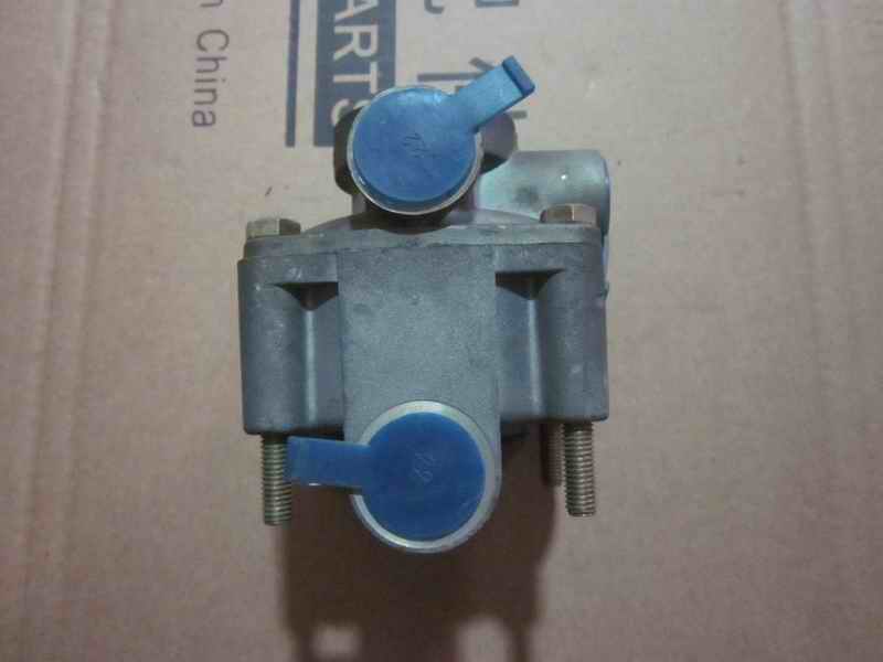 Дифференциальный релейный клапан (CAFF)