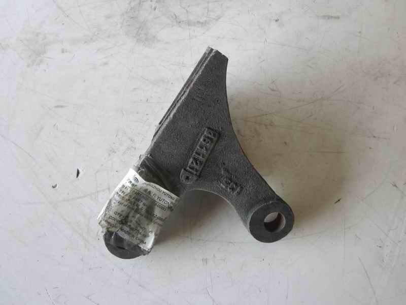 Front brake air chamber bracket bushing (powered)-1
