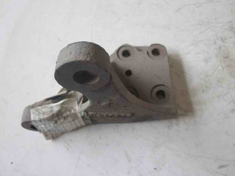 Front right air chamber bracket-1