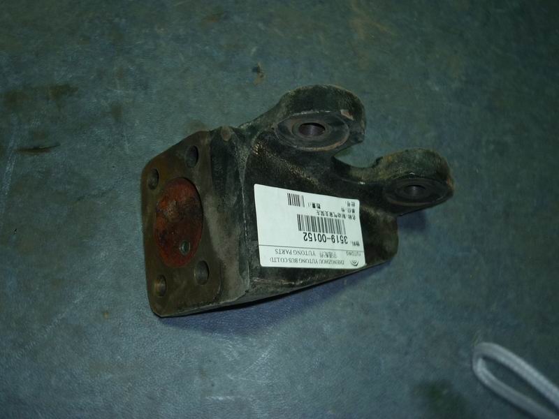 Brake air chamber bracket-left-2