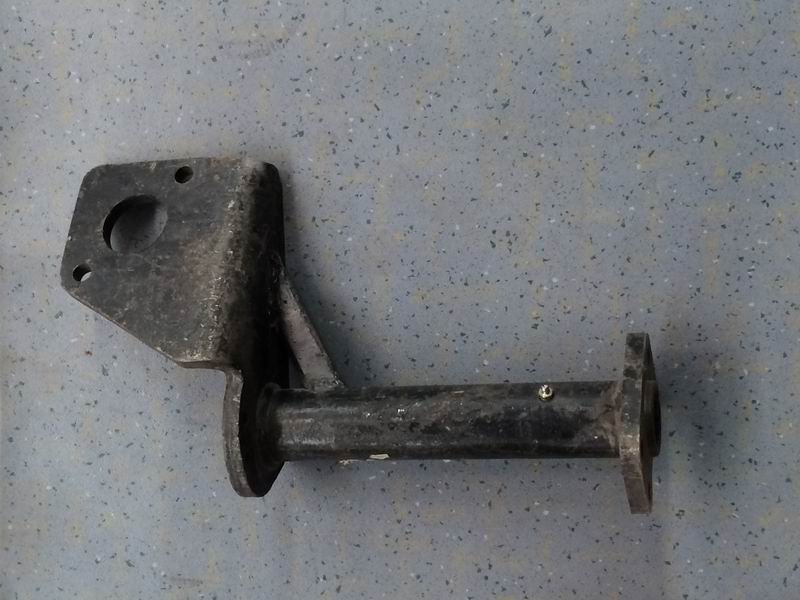 Back right air chamber bracket-1