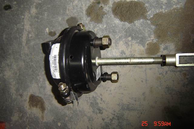 Front brake chamber assembly-right