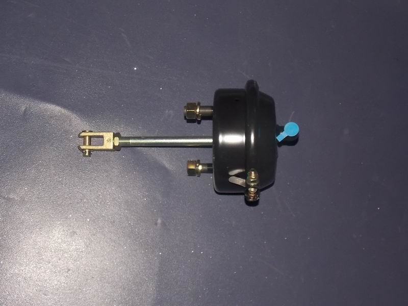 Воздушная камера переднего тормоза-правая-2